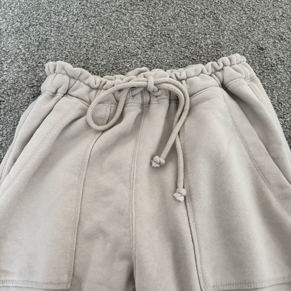 Abercrombie and Fitch Ruffle Waist Joggers - Picture 3 of 7